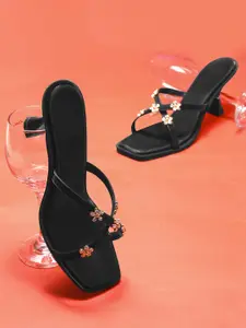 Froh Feet Women Embellished Kitten Sandals