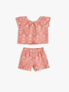 Koton Girls Printed Round Neck Top With Shorts