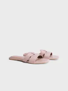 20Dresses Women Textured Open Toe Flats