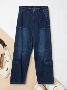 max Boys Regular Fit Mid-Rise Low Distress Light Fade Cotton Jeans