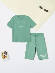 max Boys Printed Short Sleeves T-shirt With Trousers