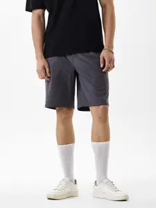 Snitch Men Charcoal Grey Mid-Rise Regular Fit Short