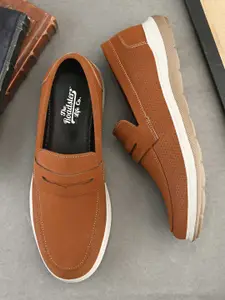 The Roadster Lifestyle Co. Men Leather Flexible Penny Casual Shoe