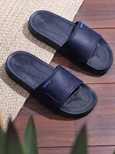 Sparx Men Solid Sliders