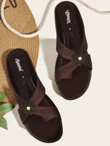 Ajanta Women Open Toe Flats with No Back Strap