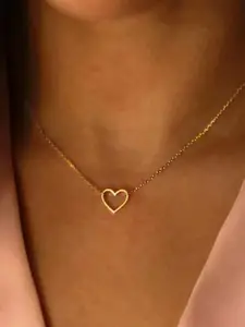 Dressberry Gold-Plated Heart Shaped Necklace Pendant Chain