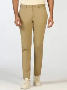 Blackberrys Men B-95 Slim Fit Mid-Rise Cotton Chinos Trouser