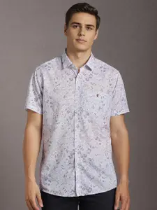 Louis Philippe Sport Slim Fit Floral Printed Spread Collar Cotton Casual Shirt