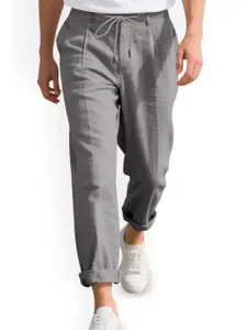 StyleCast x Revolte Men Solid Mid-Rise Straight Fit Plain Trousers