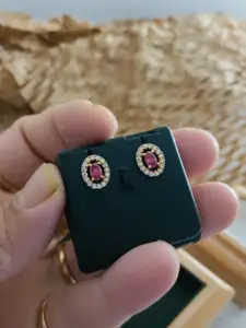 niva fashion Women Gold Earrings