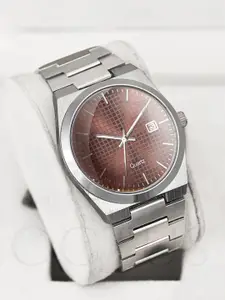 ON TIME OCTUS Men Stainless Steel Bracelet Style Straps Analogue Watch MN-246 BROWN