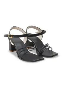 Fashion Tails Block Sandals