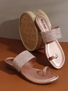 Retro Walk Women Embellished One Toe Flats