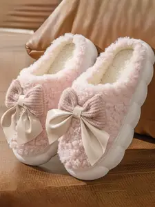 WOLVESDEN Women Embellished Room Slippers With Bow