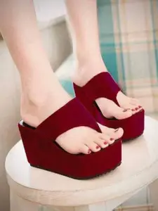 GLO GLAMP Women Cherry Solid Wedge Heel Open Toe Sandals