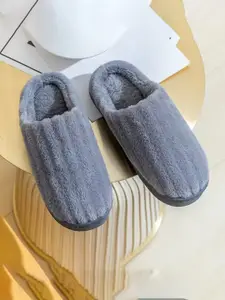 WOLVESDEN Women Striped Room Slippers