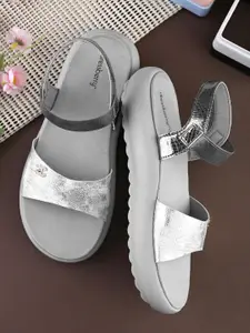 DressBerry Women Textured Lightweight Open Toe Flats