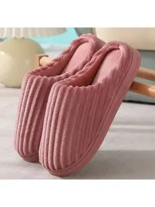 WOLVESDEN Women Room Slippers