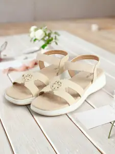 Metro Women Open Toe Flats