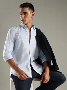 Tommy Hilfiger Men Slim Fit Vertical Striped Button-Down Collar Pure Cotton Casual Shirt