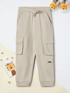 max Boys Mid-Rise Joggers Trousers