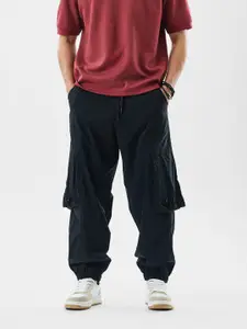 Snitch Men Loose Fit Cargos Trousers