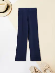 max Girls Regular Fit Mid-Rise Low Distress Jeans