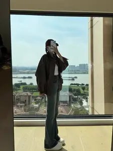 StyleCast Women Flared High-Rise Dark Fade Cotton Jeans