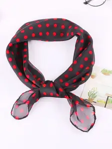 QUECY Printed Satin Scarve