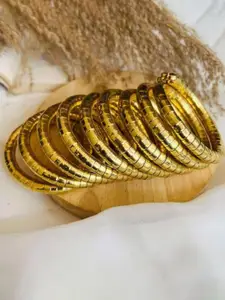 Sangria Gold-Plated Spiral Bangle