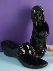 BIG BIRD FOOTWEAR Women Open Toe Wedge Heel Sandals