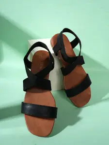 MOZAFIA Women Strappy Open Toe Flats