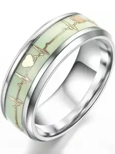 Dynamic Retail Global Men Silver Ring