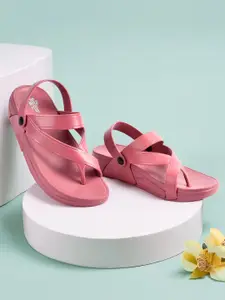 The Roadster Lifestyle Co. Women Textured Slip-On Flip Flops