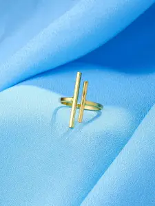 DressBerry Stainless Steel Gold Plated Finger Ring