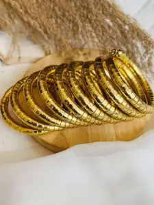Sangria Gold-Plated Spiral Bangle