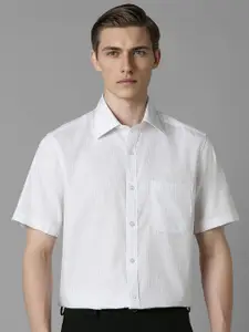 Louis Philippe Men Classic Fit Vertical Striped Spread Collar Pure Cotton Formal Shirt