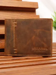 Teakwood Leathers Men Leather Textured Two Fold Wallet