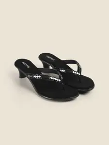 Metro Women Embellished  Kitten Sandals