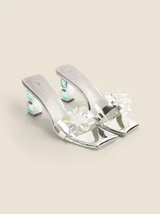 Metro Women Square Toe Party Block Sandals