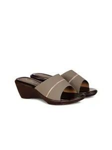 BIG BIRD FOOTWEAR Women Embellished Open Toe Wedge Heels Sandals