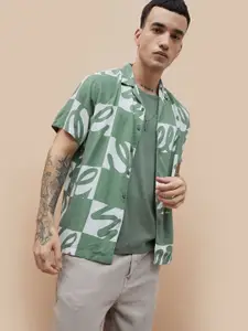 Fame Forever by Lifestyle Slim Fit Geometric Printed Short Sleeves Shirt