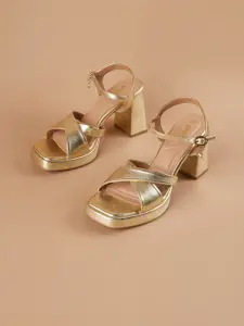Ginger by Lifestyle Women Open Toe Wedge Sandals