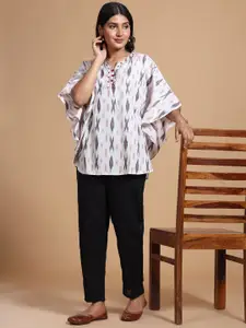 Taavi Women Ikat Pure Cotton Kurti With Batwing Sleeves
