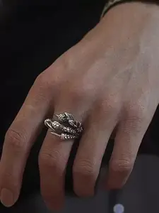 Zoey Men Silver-Plated Stainless Steel Intricate Textured Adjustable Finger Ring