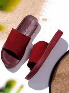 FLITE Women Textured Rubber Sliders