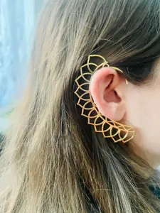 Sangria Women Ethnic Gold Plated Brass Leaf Style Ear Cuff