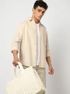 Blue Buddha Men Tailored Fit Solid Spread Collar Cotton Casual Shirt