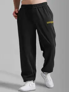 Leotude Men Relaxed-Fit Track Pants