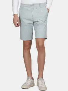 t-base Men Conversational Printed Mid-Rise Chino Shorts